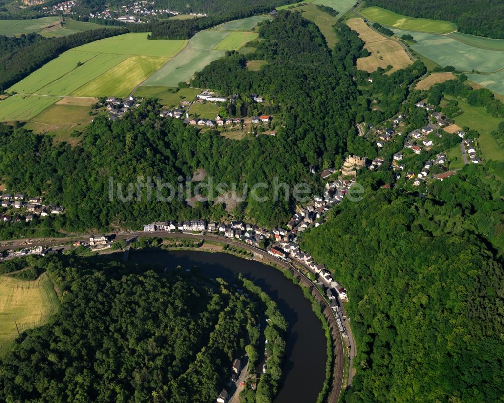 Balduinstein aus der Vogelperspektive: Ortskern am Uferbereich des Lahn - Flußverlaufes in Balduinstein im Bundesland Rheinland-Pfalz