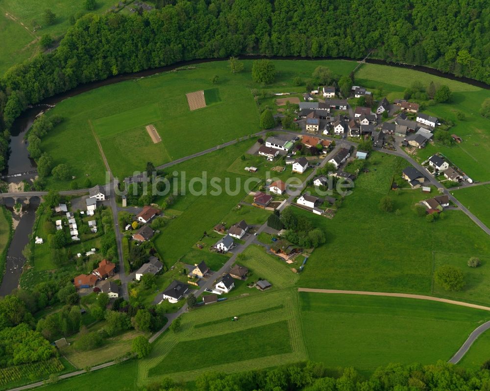 Luftbild Stein-Wingert - Ortskern am Uferbereich des Nister - Flußverlaufes in Stein-Wingert im Bundesland Rheinland-Pfalz