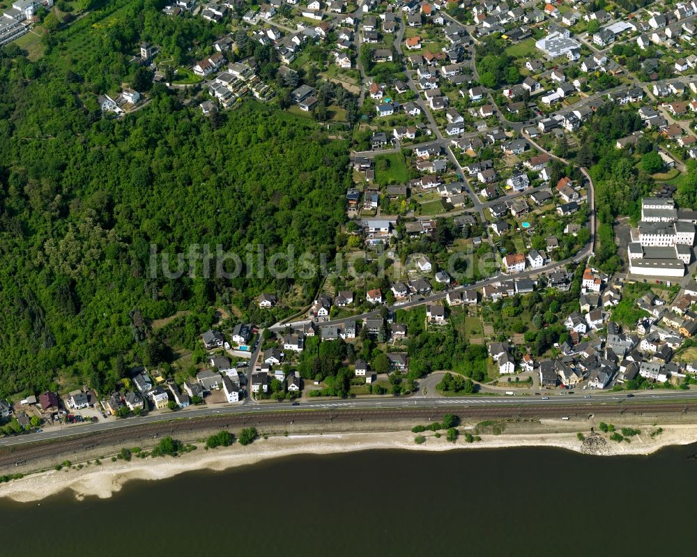 Luftaufnahme Neuwied, Feldkirchen - Ortskern am Uferbereich des Rhein - Flußverlaufes in Feldkirchen OT Neuwied im Bundesland Rheinland-Pfalz