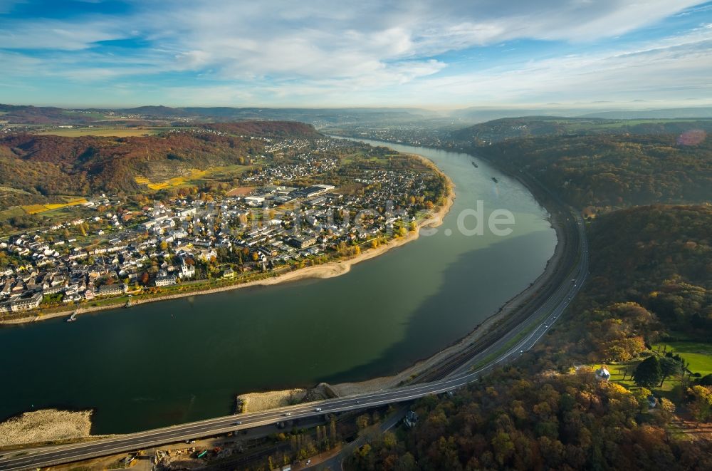 Luftaufnahme Unkel - Ortskern am Uferbereich des Rhein - Flußverlaufes in Unkel im Bundesland Rheinland-Pfalz