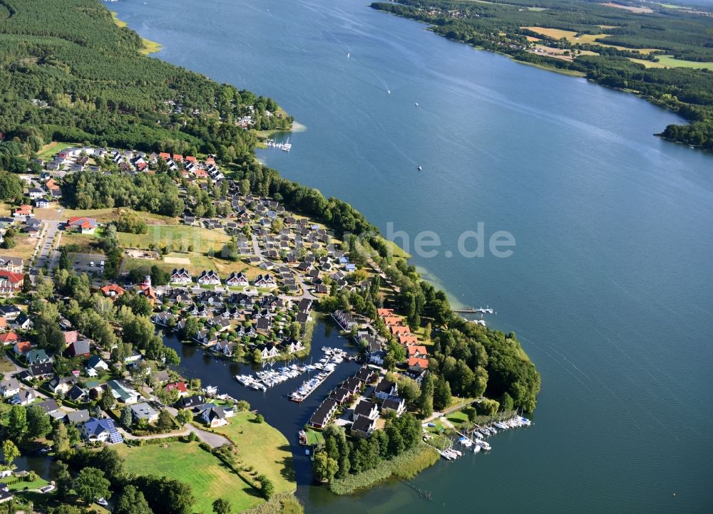 Luftaufnahme Wendisch Rietz - Ortskern am Uferbereich des Scharmützelsees in Wendisch Rietz im Bundesland Brandenburg