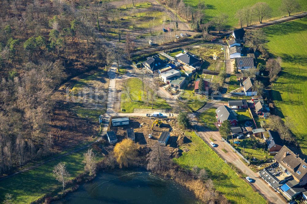 Luftaufnahme Ternsche - Ortskern am Uferbereich des Ternscher See in Ternsche im Bundesland Nordrhein-Westfalen, Deutschland