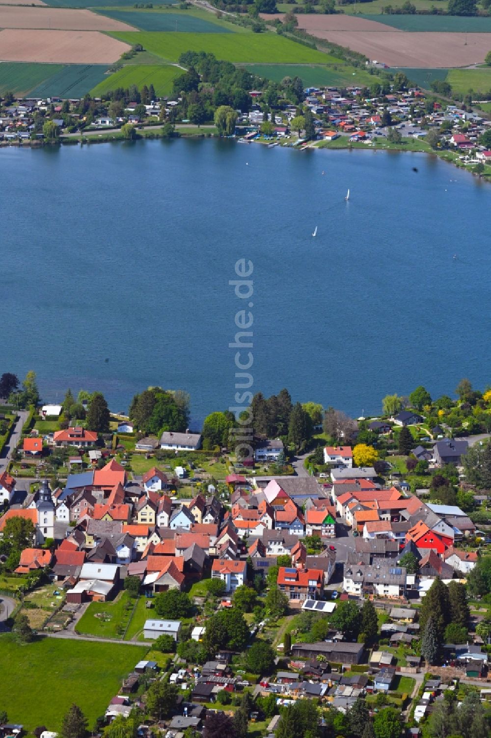 Luftbild Trais-Horloff - Ortskern am Uferbereich am Trais-Horloffer See in Trais-Horloff im Bundesland Hessen, Deutschland