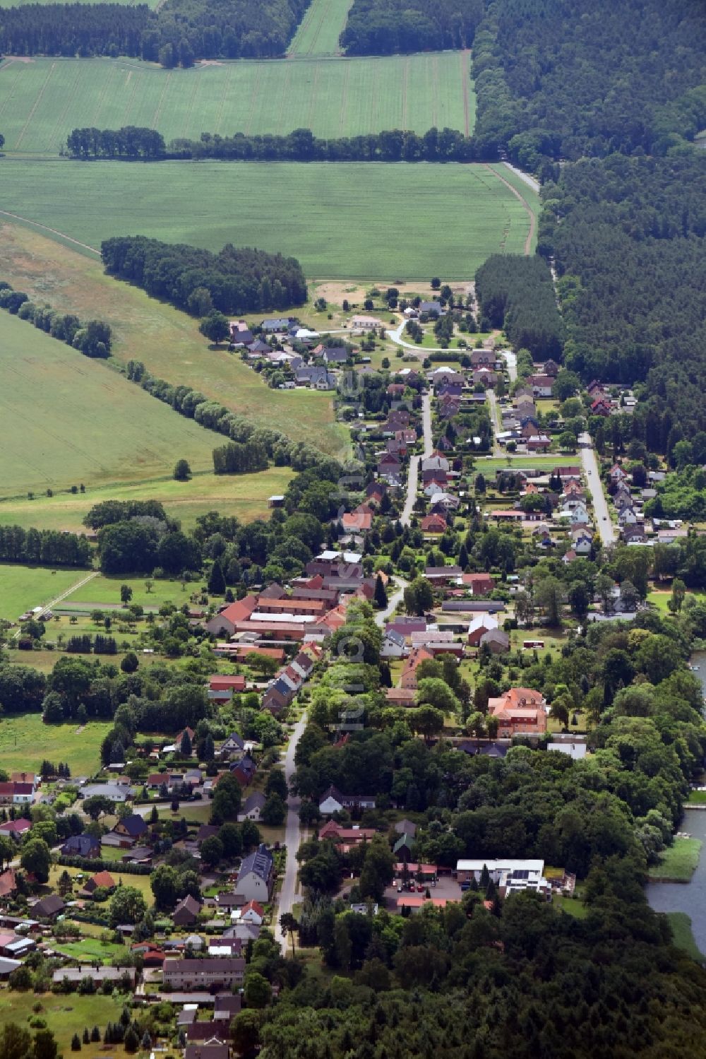 Wusterhausen/Dosse aus der Vogelperspektive: Ortskern am Uferbereich des Unter See in Wusterhausen/Dosse im Bundesland Brandenburg, Deutschland