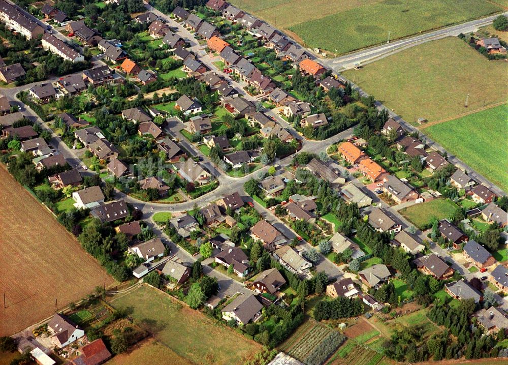 Rheinberg von oben - Ortsteil Alpsray in Rheinberg im Bundesland Nordrhein-Westfalen