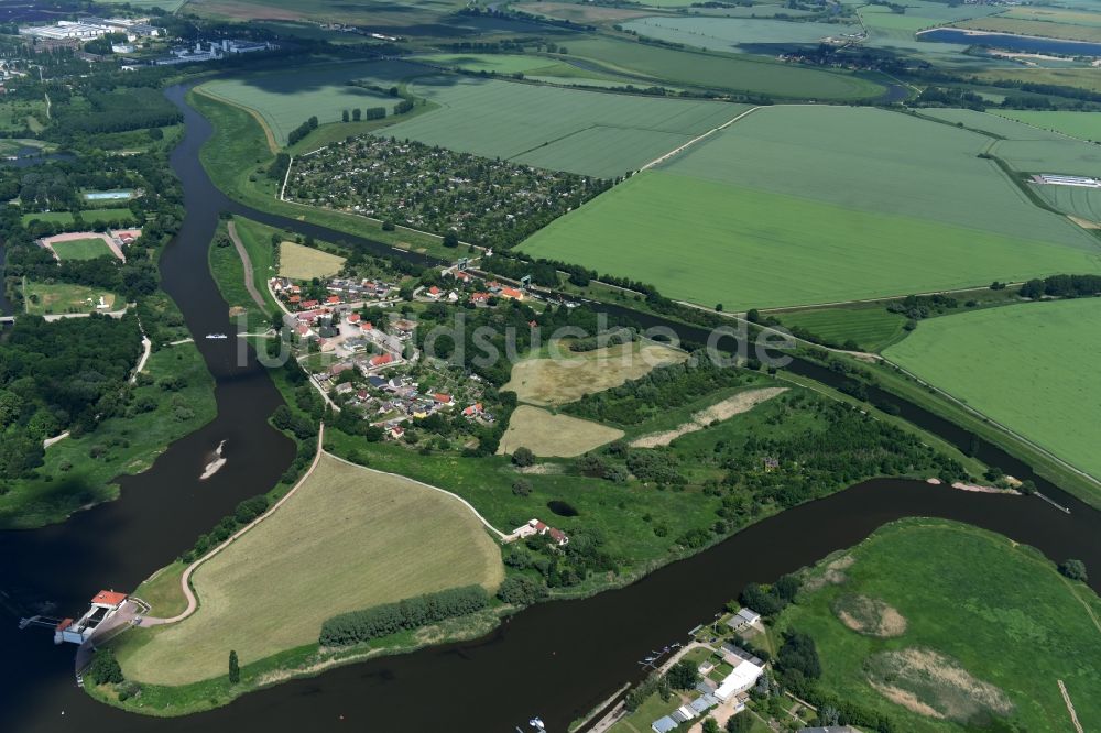 Calbe (Saale) von oben - Ortsteil Gottesgnaden in Calbe (Saale) im Bundesland Sachsen-Anhalt