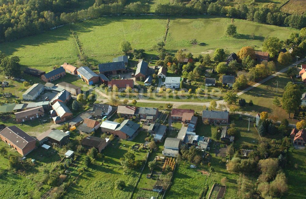 Nausdorf / Lenzen von oben - Ortsteil Nausdorf der Gemeinde Lenzen