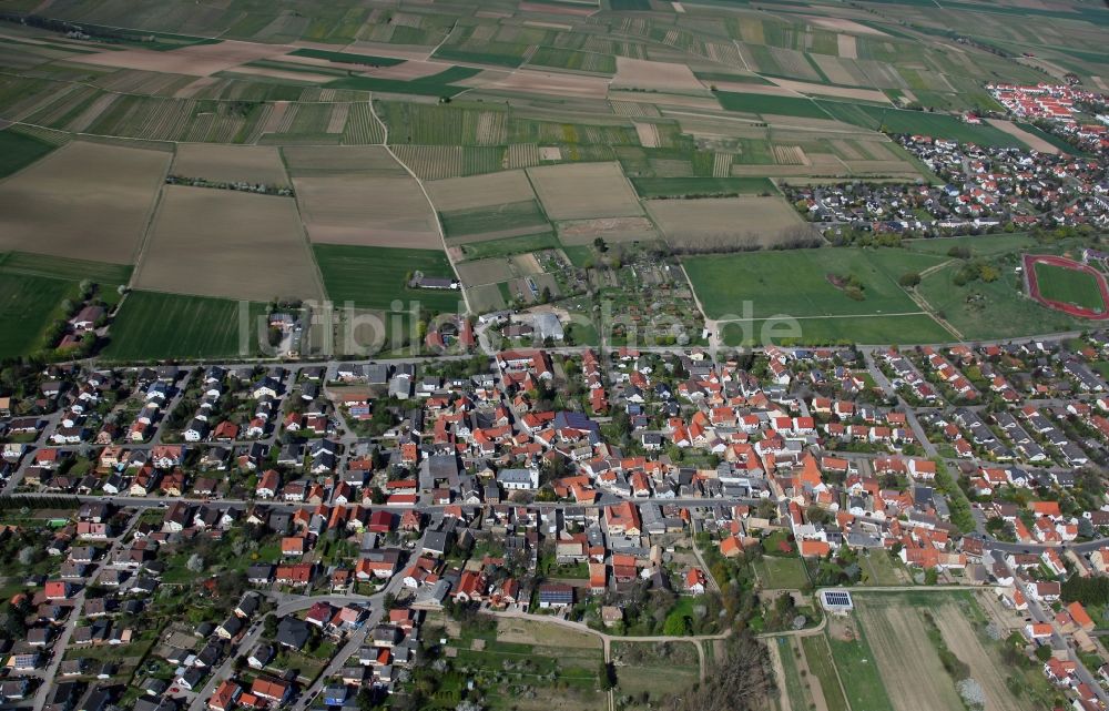 Luftbild Saulheim - Ortsteil Ober- Saulheim in der Ortsgemeinde Saulheim in der Verbandsgemeinde Wörrstadt im Landkreis Alzey-Worms in Rheinland-Pfalz