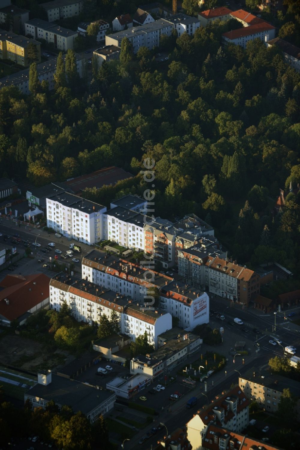 Berlin von oben - Ortsteilansicht von Alt-Mariendorf um den Mariendorfer Damm in Berlin