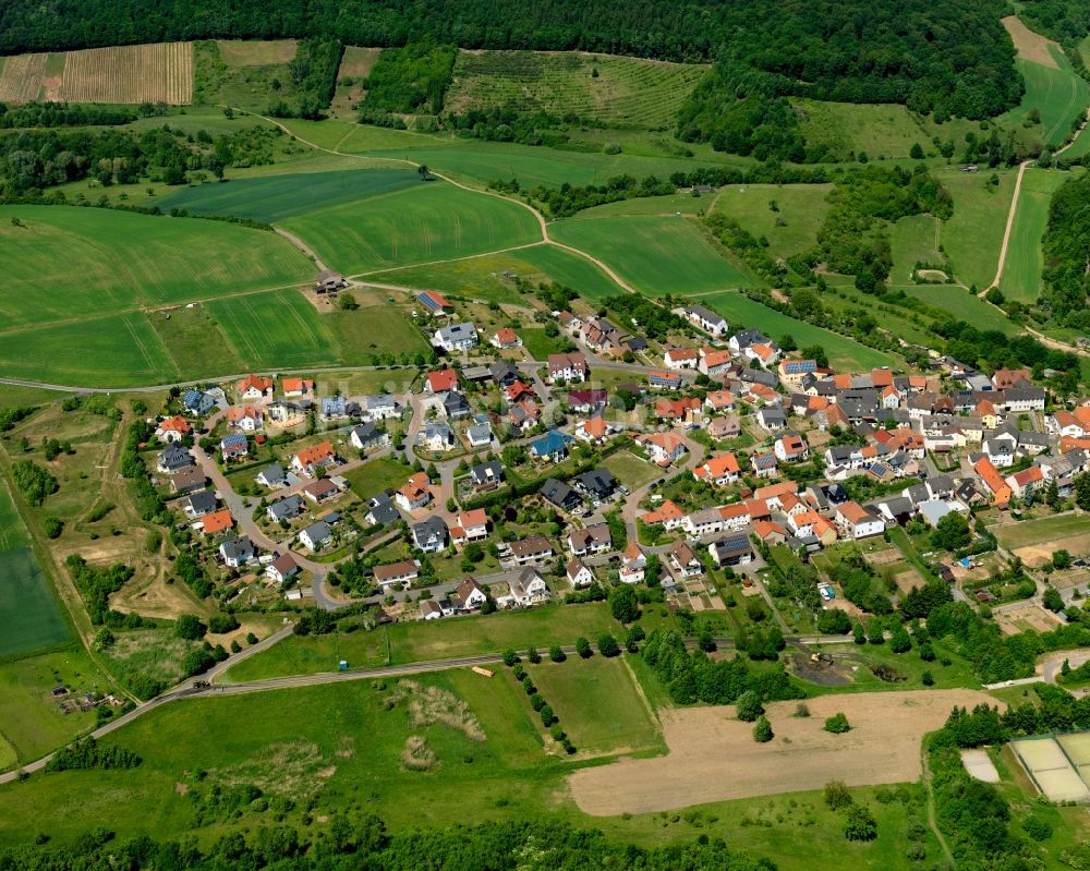 Feilbingert von oben - Ortsteilansicht des alten Ortsteils Bingert in Feilbingert im Bundesland Rheinland-Pfalz