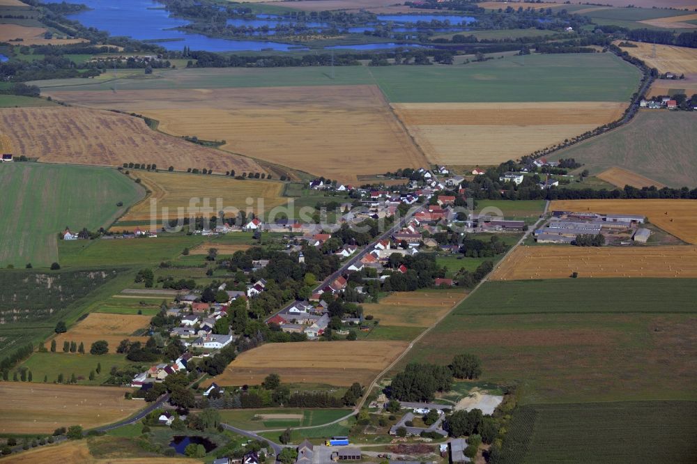 Zehdenick von oben - Ortsteilansicht des Dorfes Mildenberg in Zehdenick im Bundesland Brandenburg