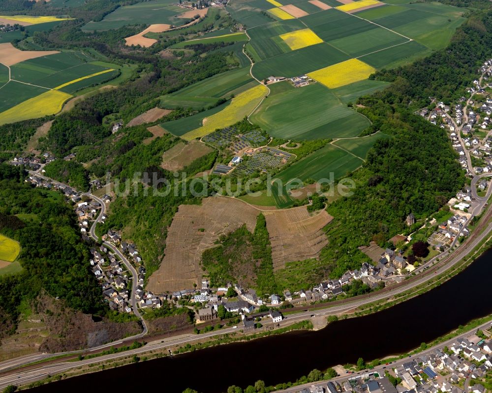 Kobern-Gondorf aus der Vogelperspektive: Ortsteilansicht von Gondorf in der Ortsgemeinde Kobern-Gondorf im Bundesland Rheinland-Pfalz