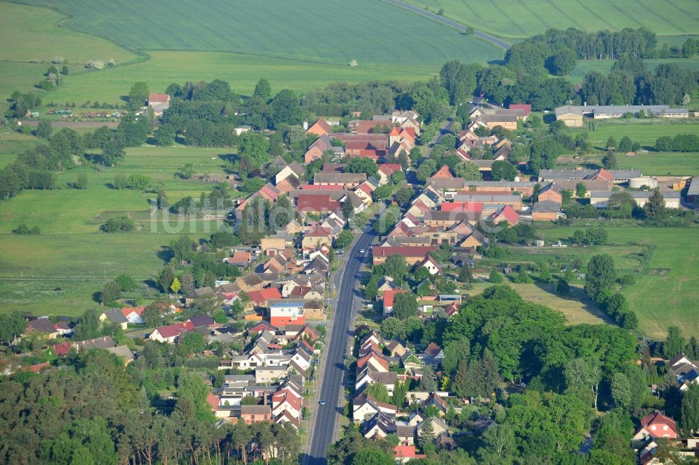 Luftaufnahme Löwenberger Land - Ortsteilansicht von Grieben in der Gemeinde Löwenberger Land im Bundesland Brandenburg