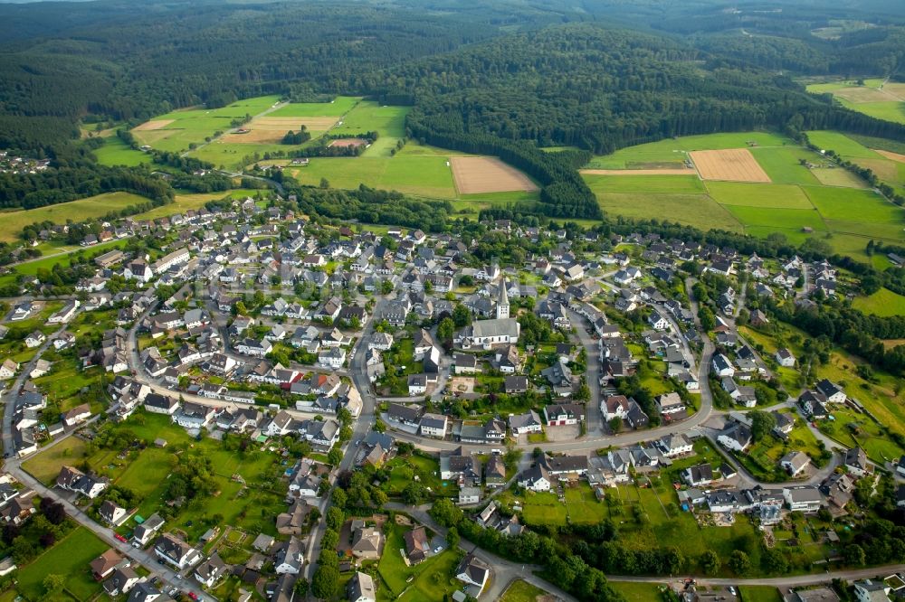 Luftaufnahme Warstein - Ortsteilansicht von Hirschberg in Warstein im Bundesland Nordrhein-Westfalen