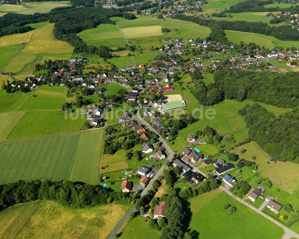 Buchholz von oben - Ortsteilansicht von Jungeroth in der Ortsgemeinde Buchholz (Westerwald) im Bundesland Rheinland-Pfalz