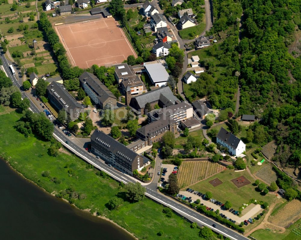 Luftaufnahme Niederfell - Ortsteilansicht von Kühr in der Ortsgemeinde Oberfell im Bundesland Rheinland-Pfalz