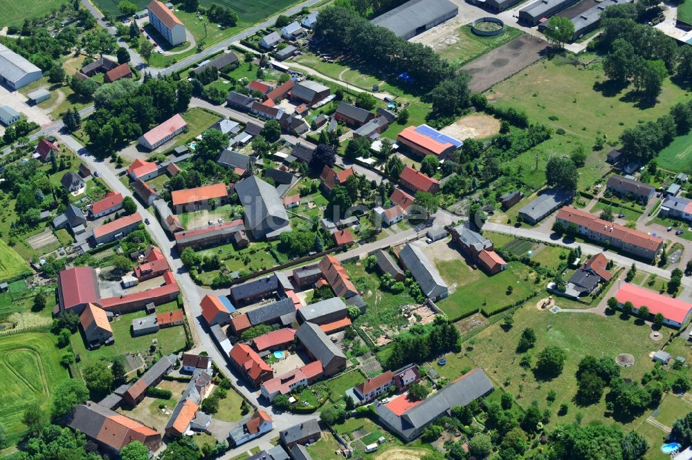 Lindtorf von oben - Ortsteilansicht von Lindtorf in der Gemeinde Eichstedt (Altmark) im Bundesland Sachsen-Anhalt