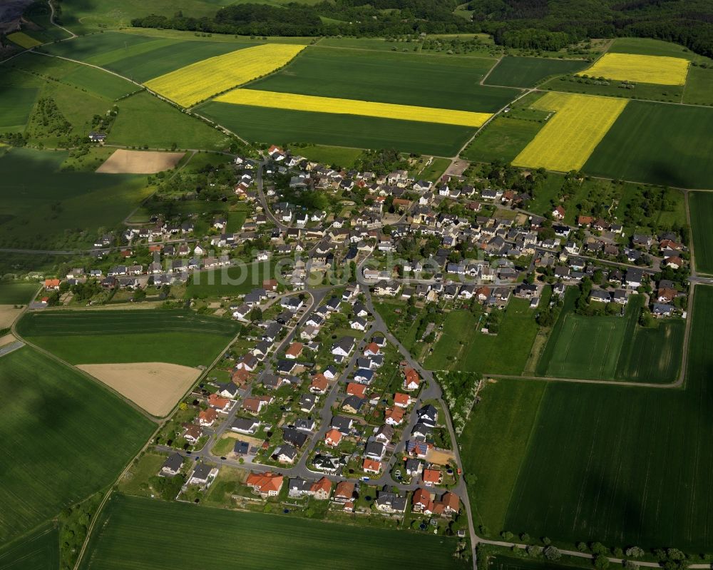 Luftaufnahme Burgbrohl - Ortsteilansicht von Lützingen in der Ortsgemeinde Burgbrohl im Bundesland Rheinland-Pfalz