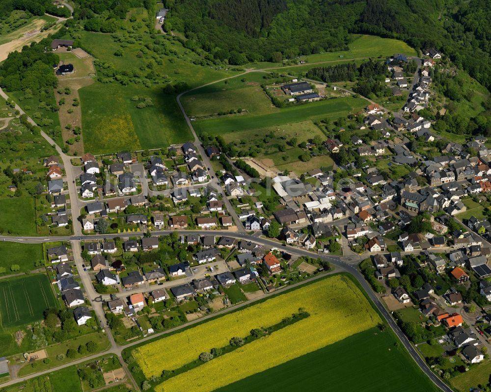 Luftbild Brohl-Lützing - Ortsteilansicht von Niederlützingen in der Ortsgemeinde Brohl-Lützing im Bundesland Rheinland-Pfalz