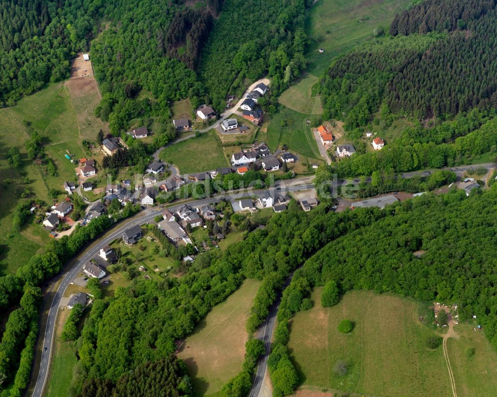 Niederfischbach von oben - Ortsteilansicht von Oberasdorf in Niederfischbach im Bundesland Rheinland-Pfalz