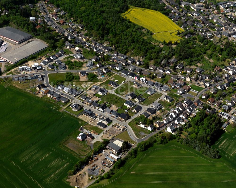 Andernach aus der Vogelperspektive: Ortsteilansicht des Ortsbezirkes Eich in Andernach im Bundesland Rheinland-Pfalz