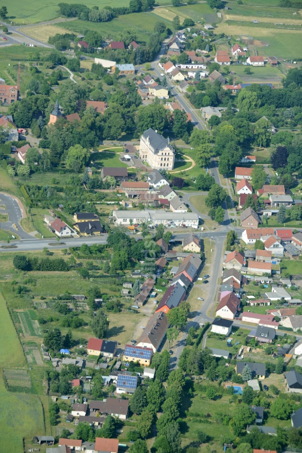 Nauen aus der Vogelperspektive: Ortsteilansicht von Ribbeck in der Stadt Nauen im Bundesland Brandenburg