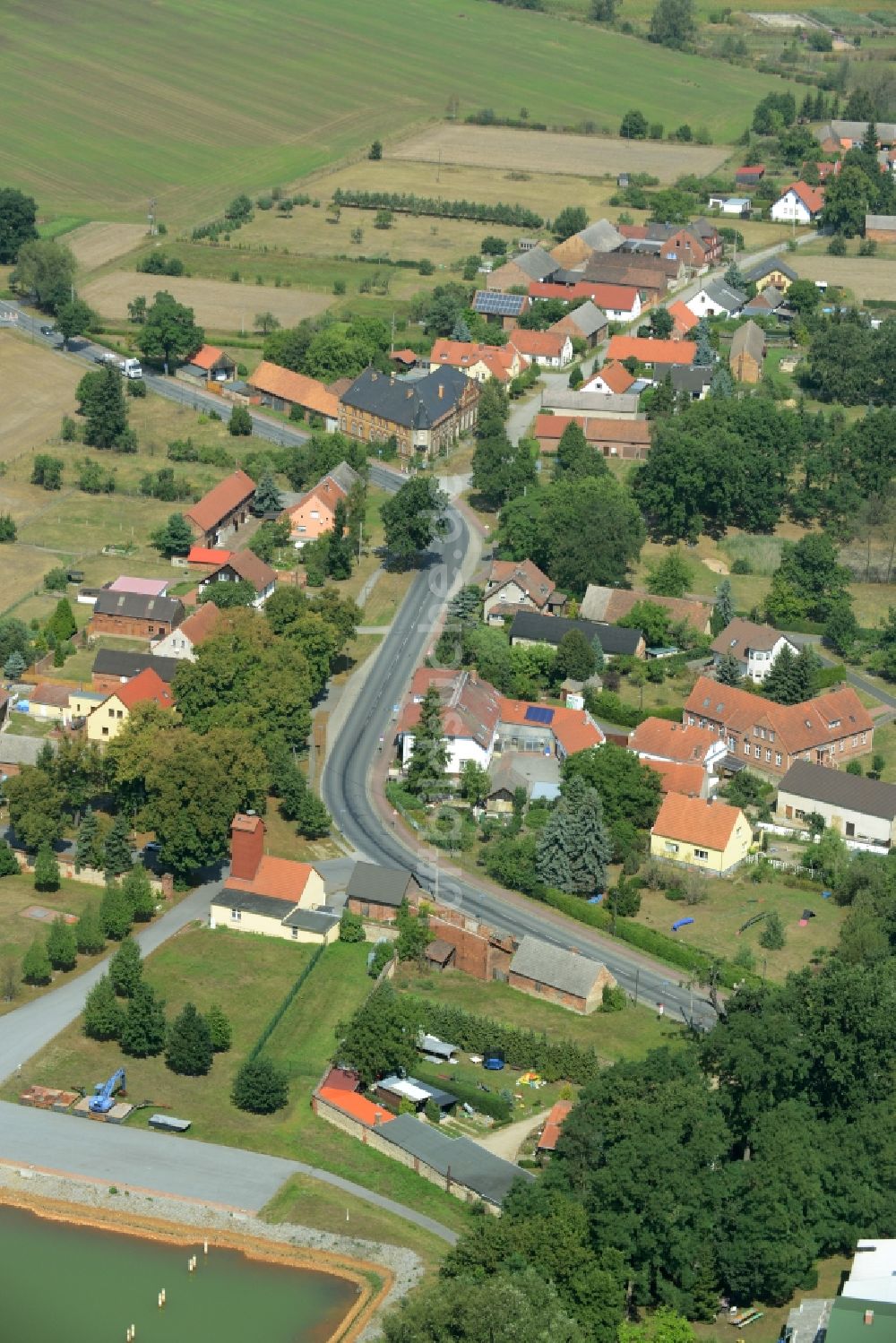 Schlabendorf am See von oben - Ortsteilansicht von Schlabendorf am See im Bundesland Brandenburg