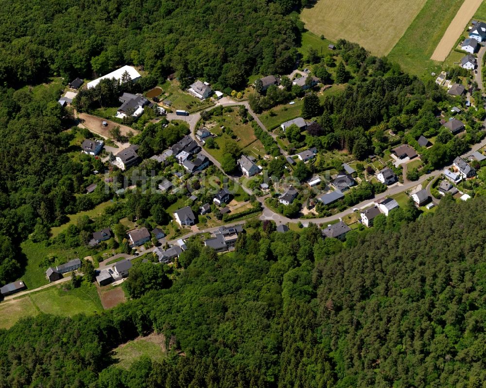 Luftbild Beltheim - Ortsteilansicht von Schnellbach im Osten der Ortsgemeinde Beltheim im Bundesland Rheinland-Pfalz