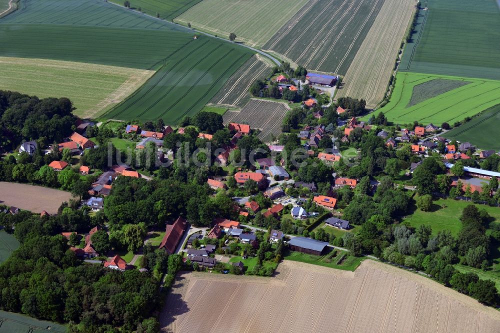 Bad Bevensen OT Seedorf aus der Vogelperspektive: Ortsteilansicht von Seedorf in Bad Bevensen im Bundesland Niedersachsen