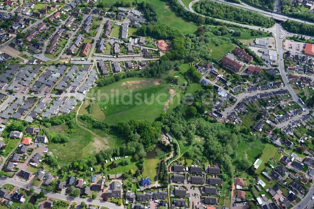 Ratekau aus der Vogelperspektive: Ortsteilansicht von Sereetz in der Gemeinde Ratekau im Bundesland Schleswig-Holstein