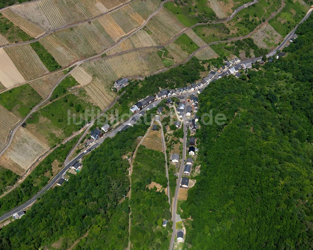 Luftaufnahme Oberwesel - Ortsteilansicht des Stadtteils Engehöll in Oberwesel im Bundesland Rheinland-Pfalz