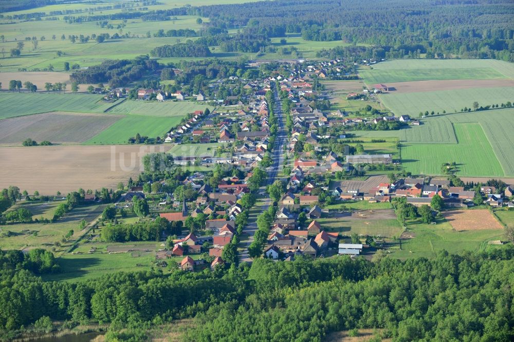 Luftbild Löwenberger Land - Ortsteilansicht von Teschendorf in der Gemeinde Löwenberger Land im Bundesland Brandenburg