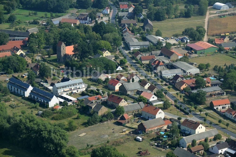 Rehfelde von oben - Ortsteilansicht von Zinndorf in der Gemeinde Rehfelde im Bundesland Brandenburg