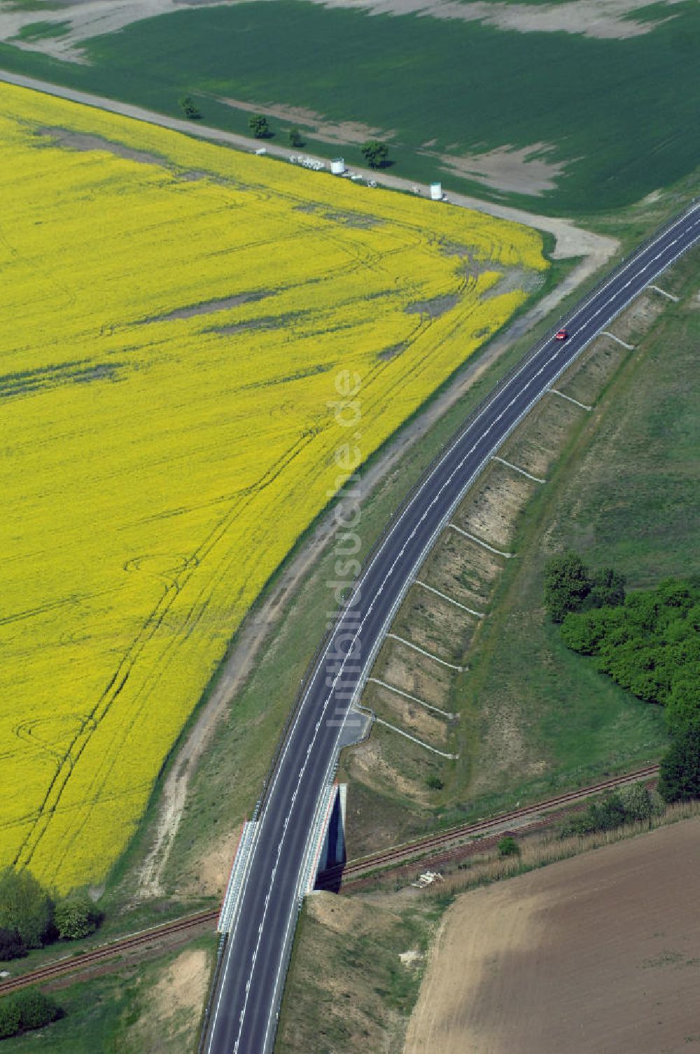 KÜSTRIN aus der Vogelperspektive: Ortsumfahrung der Bundesstrasse B 1 bei Küstrin bis zum Grenzübergang über die Oder