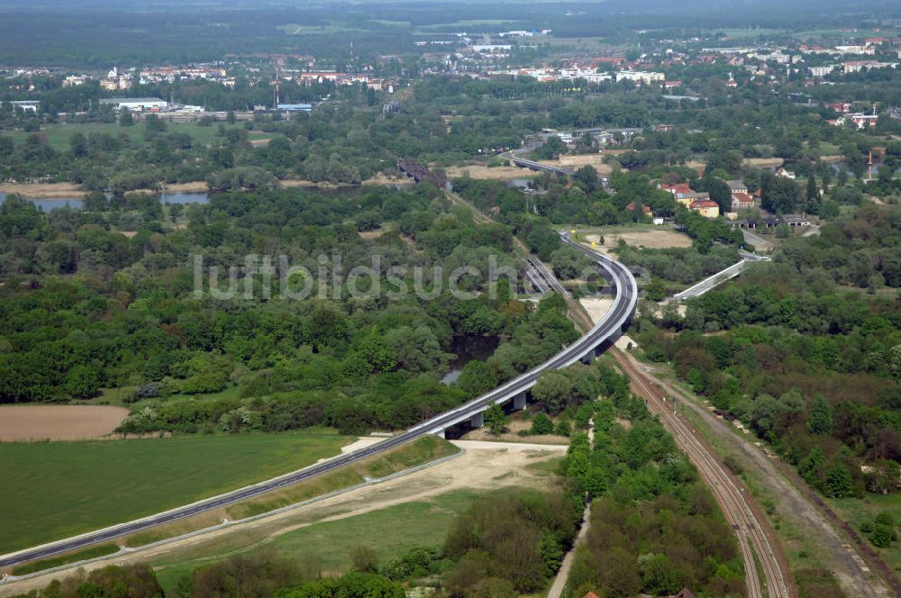 KÜSTRIN von oben - Ortsumfahrung der Bundesstrasse B 1 bei Küstrin bis zum Grenzübergang über die Oder