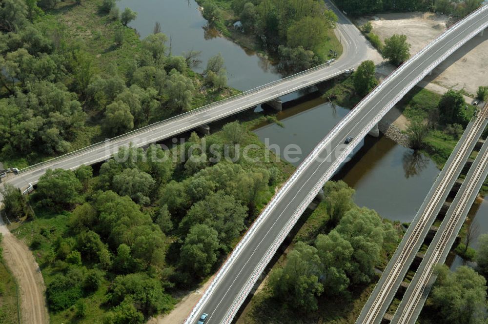 KÜSTRIN aus der Vogelperspektive: Ortsumfahrung der Bundesstrasse B 1 bei Küstrin bis zum Grenzübergang über die Oder