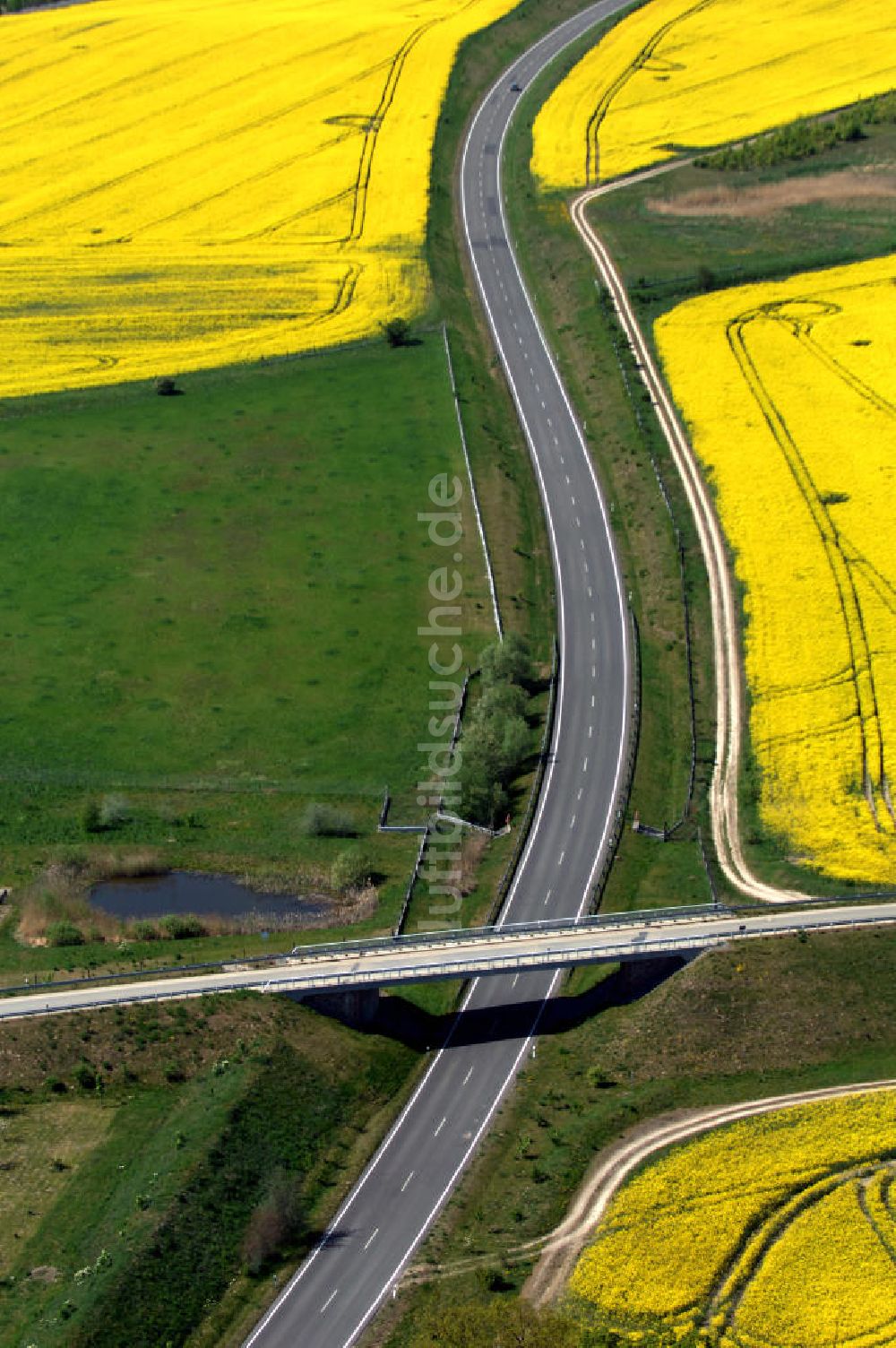 GRAMZOW von oben - Ortsumfahrung der Bundesstrasse B 166 nördlich von Gramzow