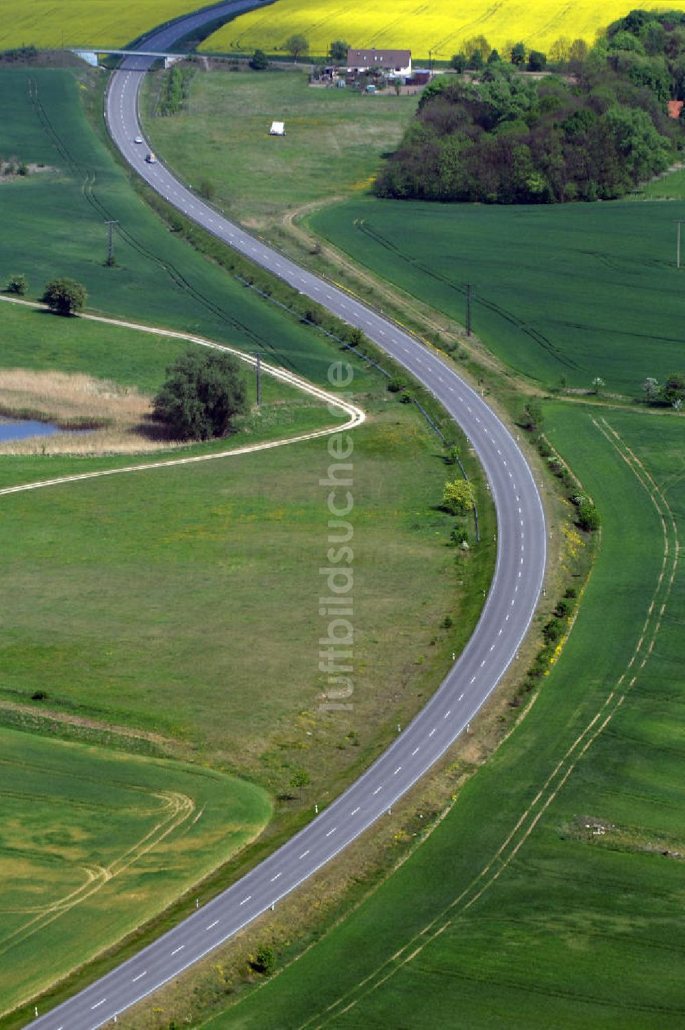 MÜNCHEBERG aus der Vogelperspektive: Ortsumfahrung der Bundesstrasse B 1 südlich von Müncheberg