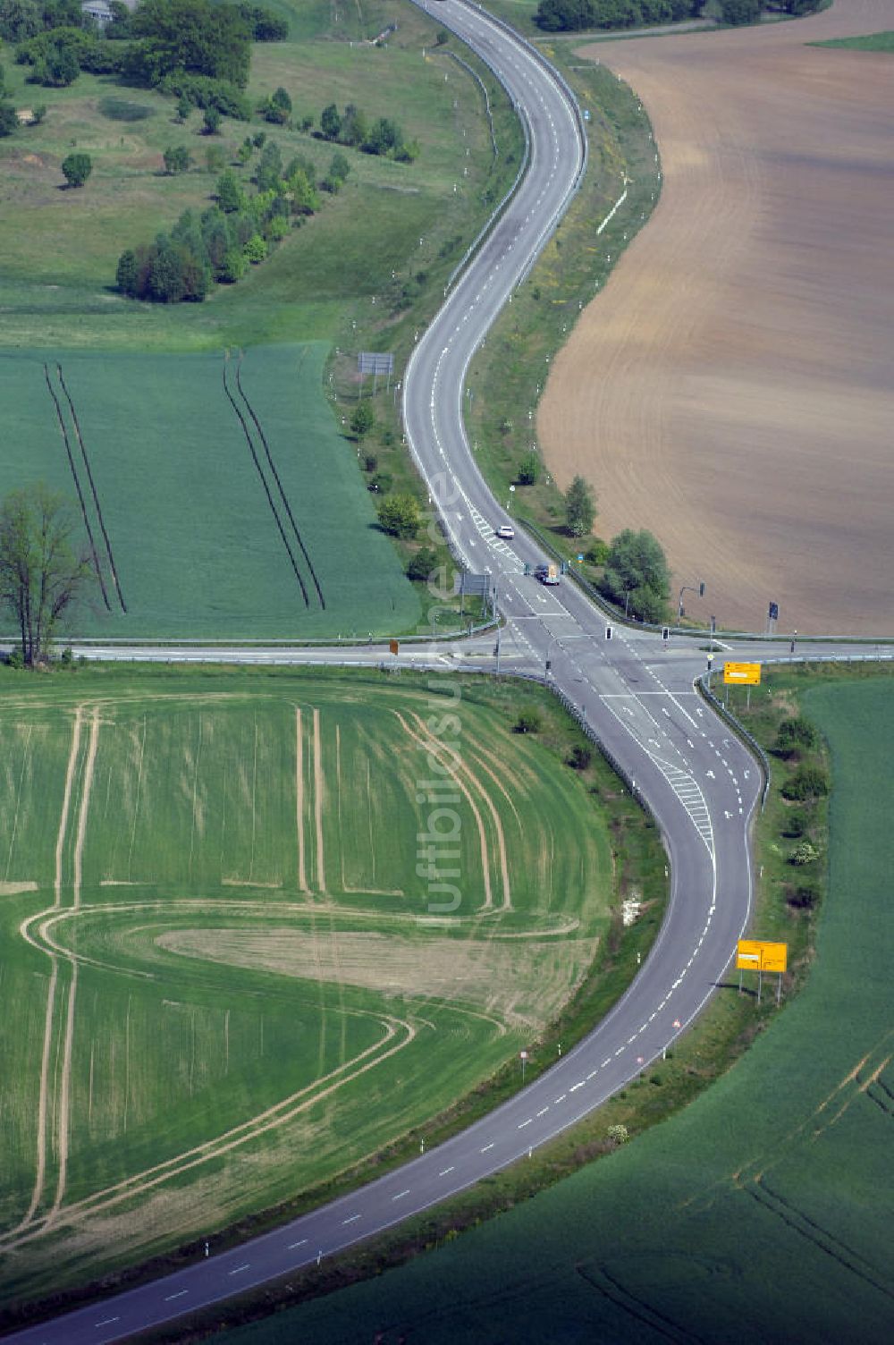 MÜNCHEBERG von oben - Ortsumfahrung der Bundesstrasse B 1 südlich von Müncheberg