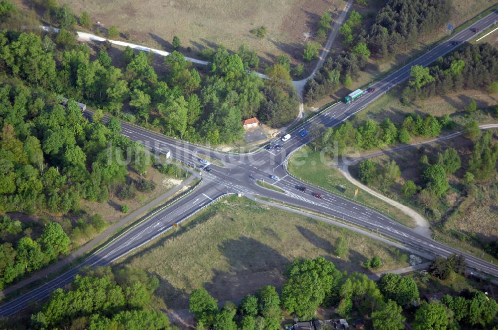 FÜRSTENWALDE aus der Vogelperspektive: Ortsumfahrung der Bundesstrasse B 168 östlich von Fürstenwalde