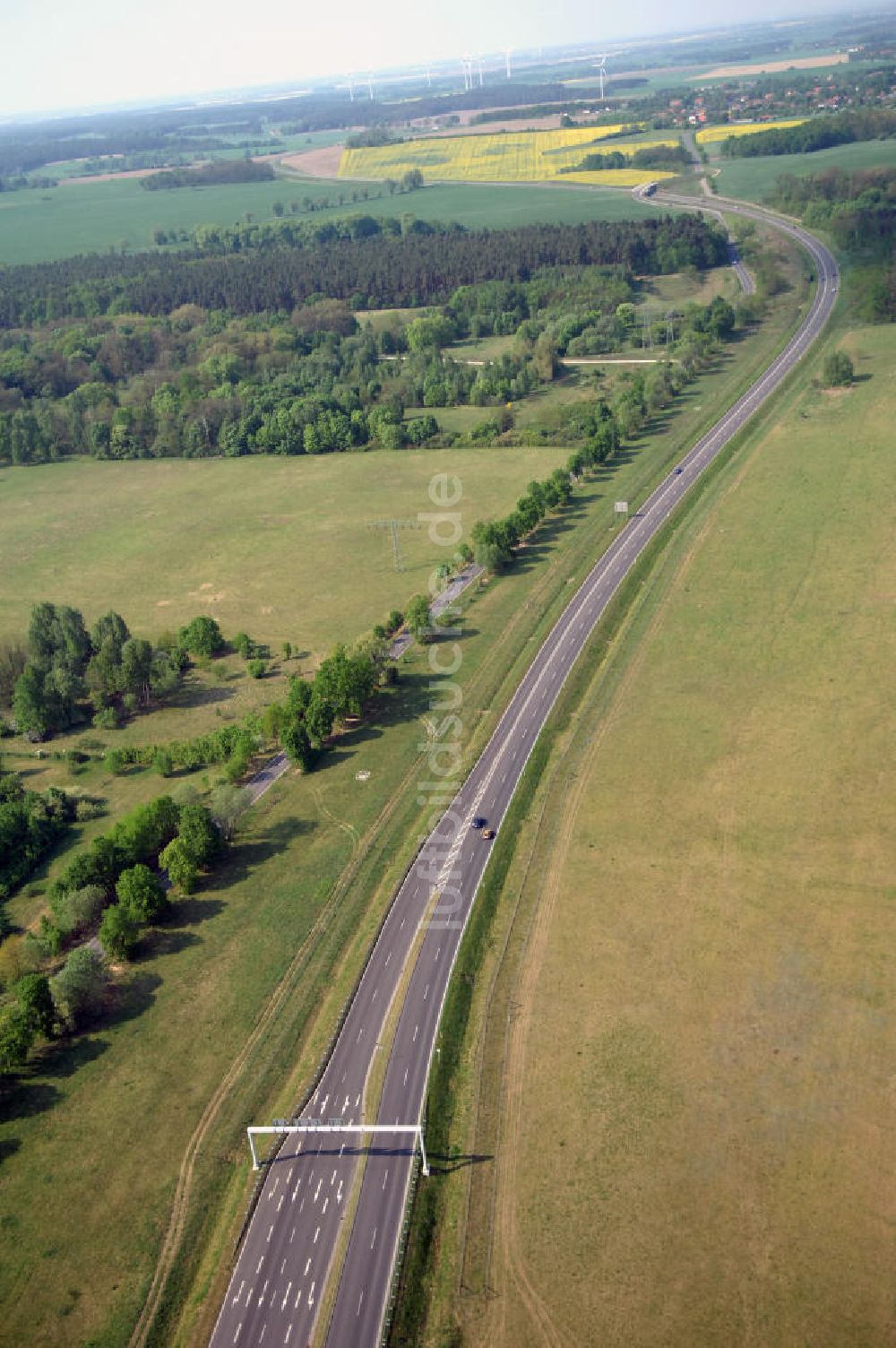 FRANKFURT / ODER aus der Vogelperspektive: Ortsumfahrung der Bundesstrasse B 112 westlich von Frankfurt / Oder