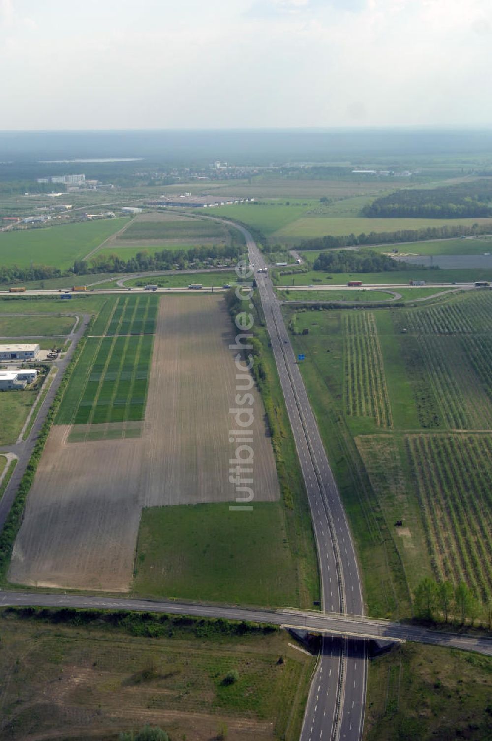 FRANKFURT / ODER von oben - Ortsumfahrung der Bundesstrasse B 112 westlich von Frankfurt / Oder