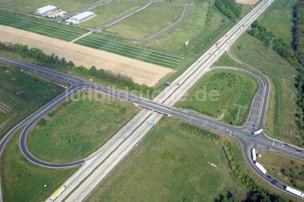 FRANKFURT / ODER von oben - Ortsumfahrung der Bundesstrasse B 112 westlich von Frankfurt / Oder