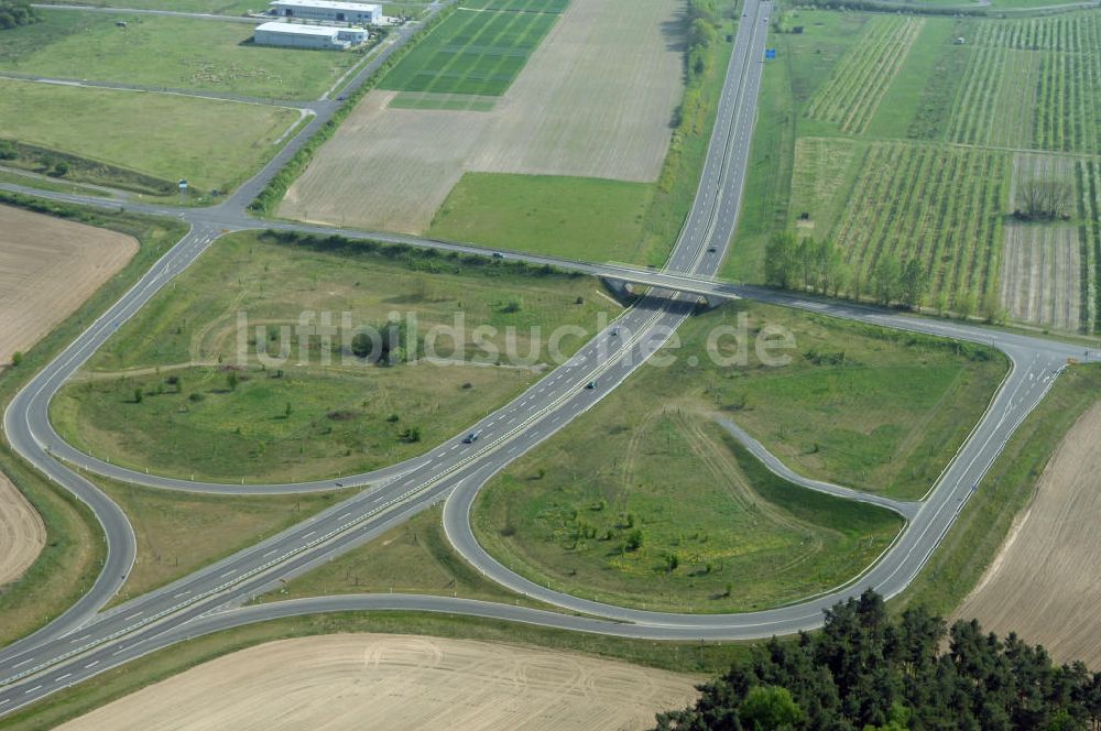 FRANKFURT / ODER von oben - Ortsumfahrung der Bundesstrasse B 112 westlich von Frankfurt / Oder