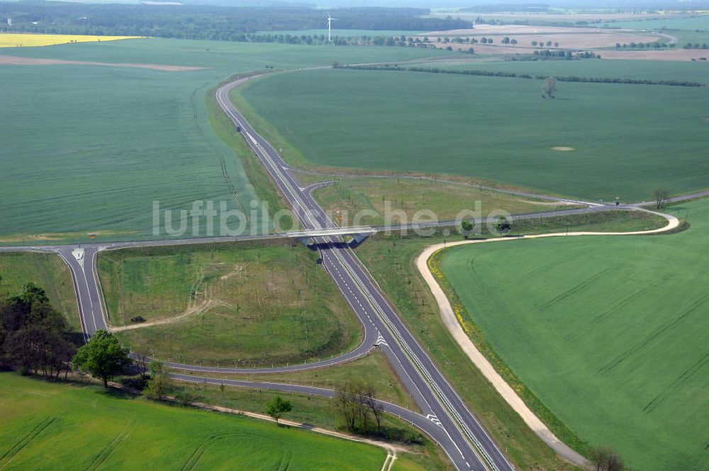 SEELOW von oben - Ortsumfahrung der Bundesstrasse B 1 westlich von Seelow