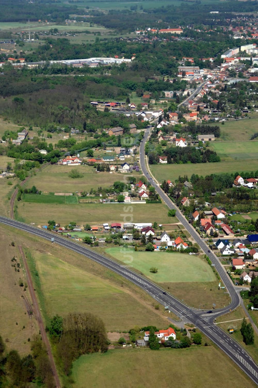 Luftbild WRIETZEN - Ortsumfahrung B 167 im südlichen Ortsbereich von Wriezen