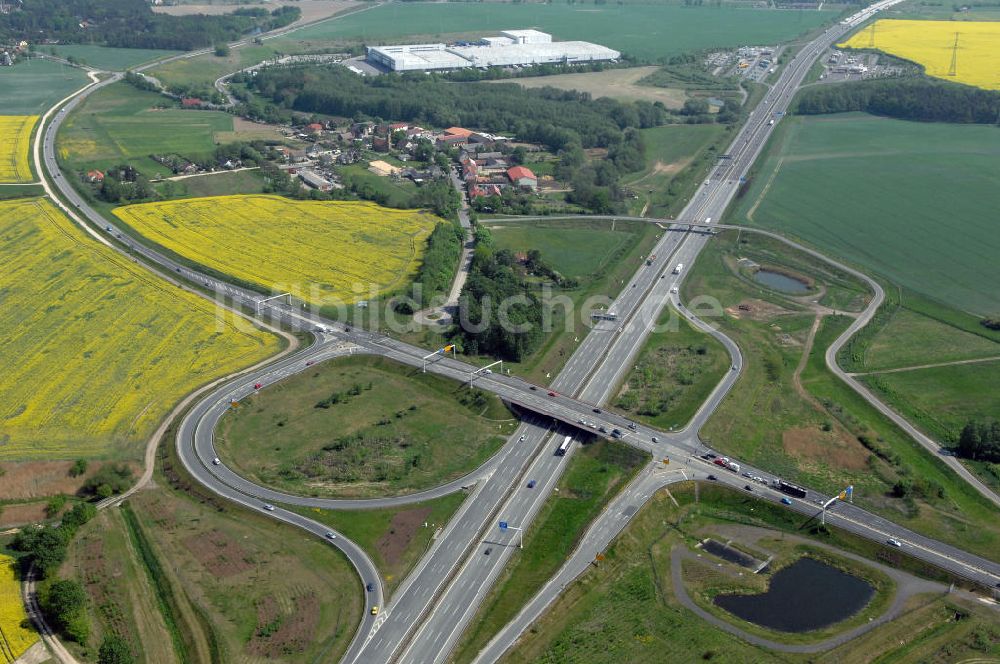 ALTLANDSBERG von oben - Ortsumgehung Landesstrasse L 33 südwestlich von Altlandsberg bis zum östlichen Berliner Ring