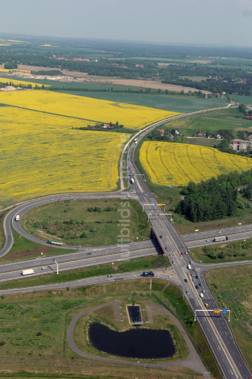 Luftbild ALTLANDSBERG - Ortsumgehung Landesstrasse L 33 südwestlich von Altlandsberg bis zum östlichen Berliner Ring