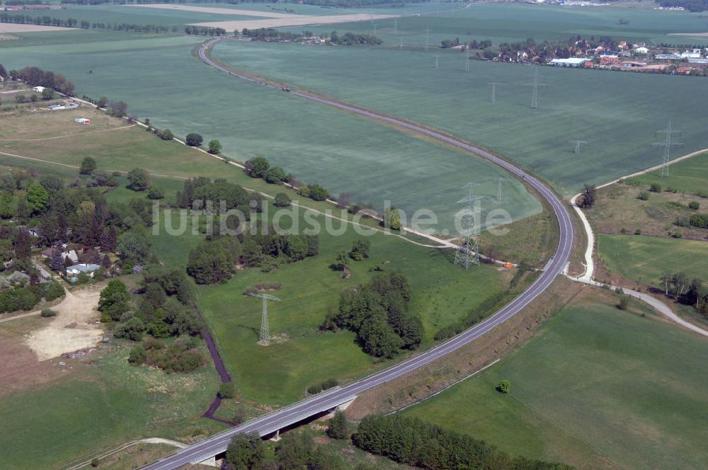 ALTLANDSBERG von oben - Ortsumgehung Landesstrasse L 33 südwestlich von Altlandsberg bis zum östlichen Berliner Ring