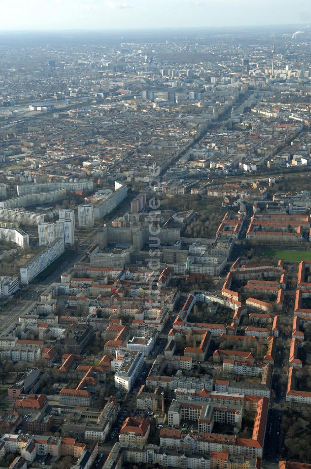 Luftaufnahme Berlin - Oskar-Ziethen-Krankenhaus Lichtenberg / Sana Klinikum